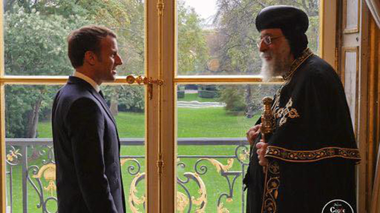كواليس لقاء البابا مع الرئيس الفرنسي بقصر الإليزيه