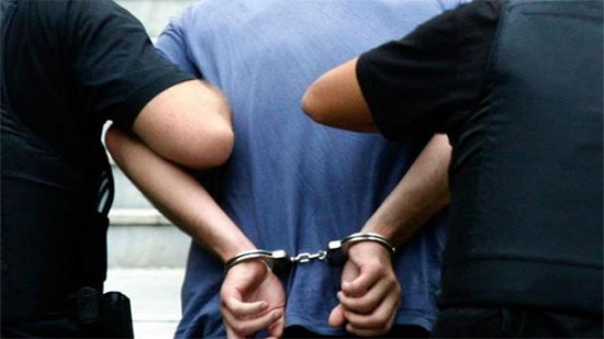 القبض على المتهم بقتل موظف في مشاجرة بسبب خلافات الجيرة بالبدرشين