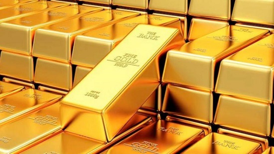 الذهب يهبط عالمياً مع انتظار المستثمرين وضوحاً بشأن بريكست
