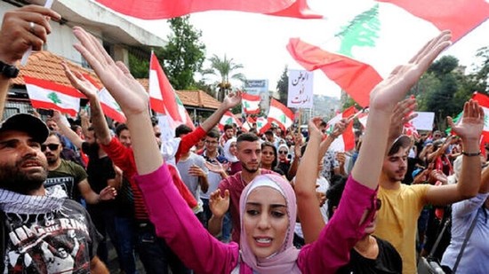 دخول الاحتجاجات اللبنانية يومها العاشر