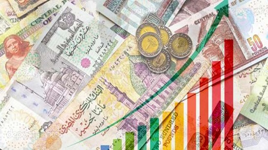 «فيتش» تتوقع نمو الاقتصاد المصري لـ5.7% خلال العام المالي الحالي
