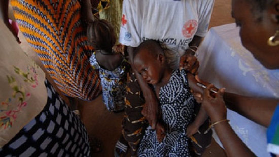 إطلاق بعوض معدل جينيا للقضاء على الملاريا في بوركينا فاسو
