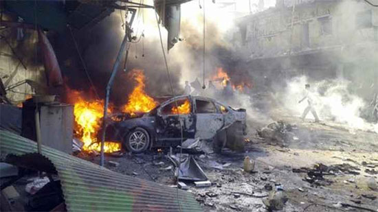 مقتل 10 أشخاص في انفجار ببلدة سورية على الحدود التركية 