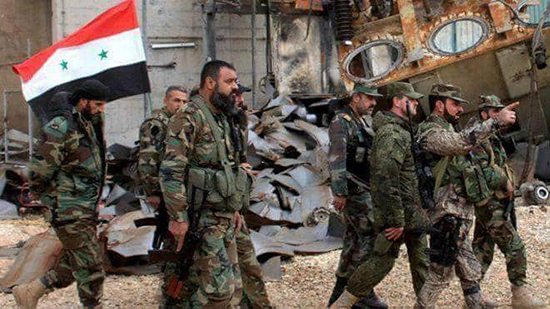إبان اقترابها من حقول النفط.. هل سيدخل الجيش السوري في صراع عسكري مباشر مع الأمريكي؟