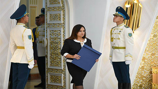 سفيرة مصر الجديدة لدى كازاخستان تتقدم بأوراق اعتمادها
