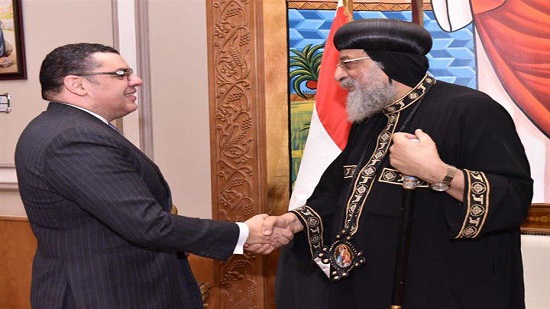  البابا تواضروس يجتمع مع سفير مصر الجديد لدى لبنان 
