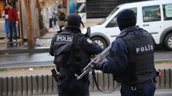  السلطات التركية 