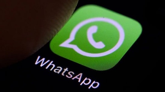 WhatsApp يضيف علامة فيسبوك الجديدة .. واقتراب طرح الـ Dark Mode