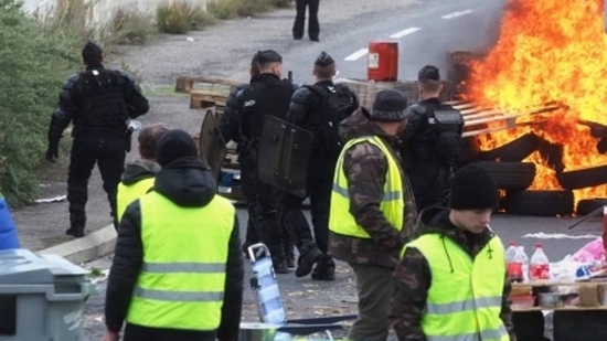 القبض على 46 شخص في مواجهات مع الشرطة الفرنسية