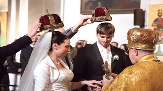 الكنيسة الكاثوليكية: قوانيننا تمنع زواج أبناء العمة والعم والخالة
