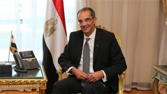 عمرو طلعت، وزير الإتصالات