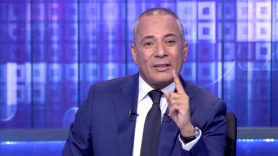  احمد موسى للجماعات الإرهابية : بتناموا وقت افتتاح المشروعات الضخمة في مصر يا خونة 