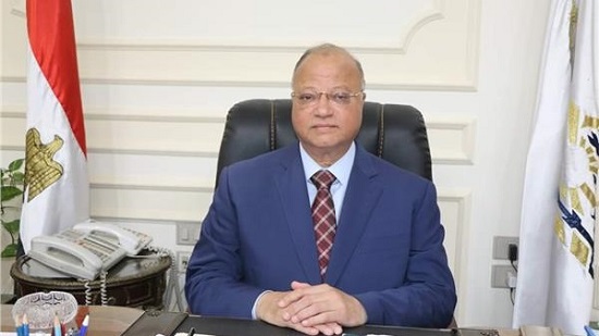  التعديل الوزاري لن يطال محافظ القاهرة 
