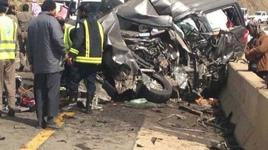 مصرع 3 تلاميذ وإصابة 10 آخرين في حادث تصادم بالإسكندرية