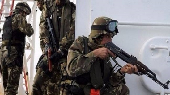 الجيش الجزائري يضبط شخصا حاول الالتحاق بالجماعات الإرهابية