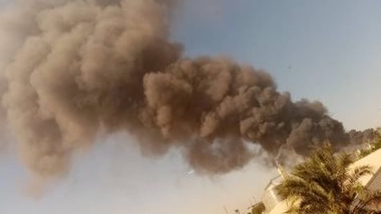 مقتل 7 وإصابة العشرات فى حريق هائل بأحد المصانع فى الخرطوم
