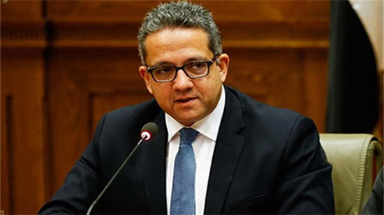«القومية للآثار المستردة» تناقش سبل مكافحة الاتجار الغير مشروع بآثار مصر

