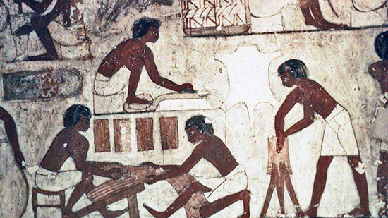 مريم عادل تكتب عن الصناعات الجلديه في مصر القديمة 