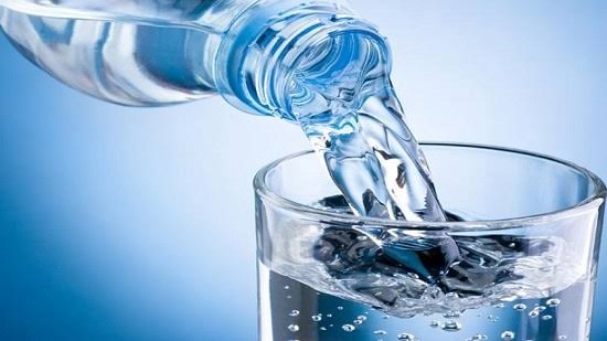 الموت البطيء.. 4 أضرار لشرب المياه من الزجاجات البلاستيكية