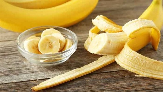 سكر وصداع وإمساك.. 13 مشكلة صحية يسببها الموز