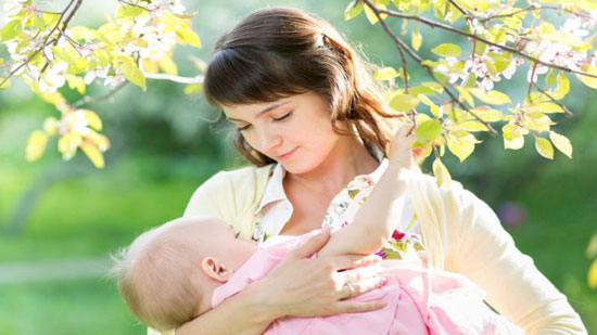 الرضاعة الطبيعية قد تحمى من الانتكاس بعد الولادة لمرضى التصلب العصبى المتعدد

