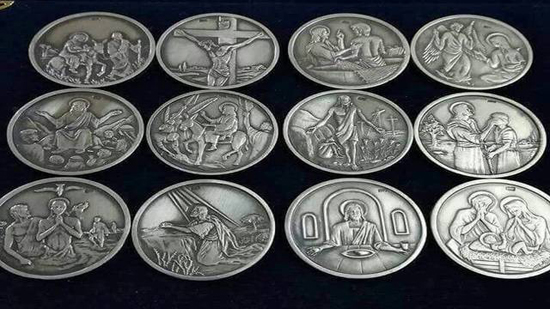  عملات تذكارية من الفضة للمسيح