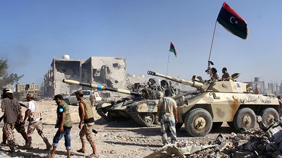 تحركات عسكرية على مشارف سرت الليبية وحالة طوارئ في المدينة
