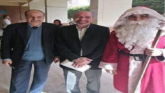  بابا نويل  داخل جامعة الزقازيق