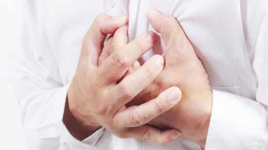 دراسة: مستويات الكوليسترول لدى البالغين ترتبط بأمراض القلب