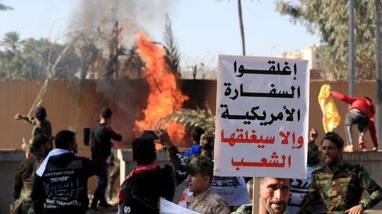  20 جريح في اشتباكات بنطاق السفارة الأمريكية في بغداد