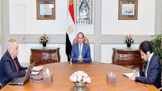  كواليس لقاء الرئيس مع رئيس الهيئة العربية للتصنيع وتطوير مصنع سيماف
