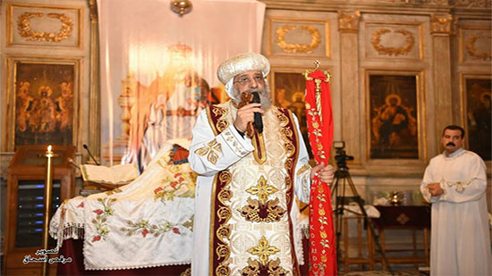 البابا يصلي قداس رأس السنة بالإسكندرية