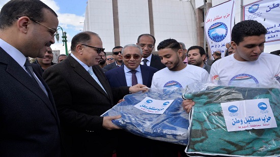 توزيع 20 ألف بطانية ضمن المبادرة الرئاسية بأسيوط

