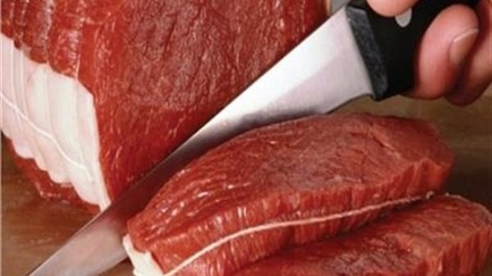 بالسكينة.. طريقة لكشف لحم الحمير واللحم الفاسد والسليم