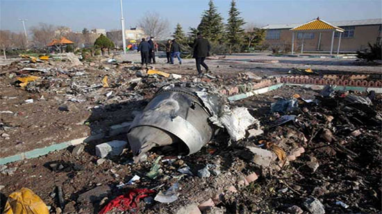 فرنسا تعلن بدء تحقيق دولي في تحطم الطائرة الأوكرانية