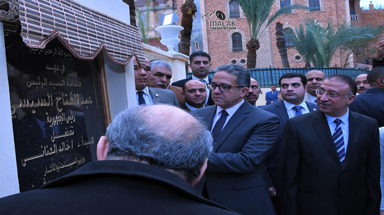 وزير الآثار يزور مدفن البطاركة بالكنيسة المرقسية بالإسكندرية