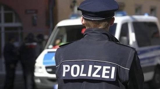 الشرطة الألمانية تحقق في بيع عبوات جعة تحمل رموزا نازية
