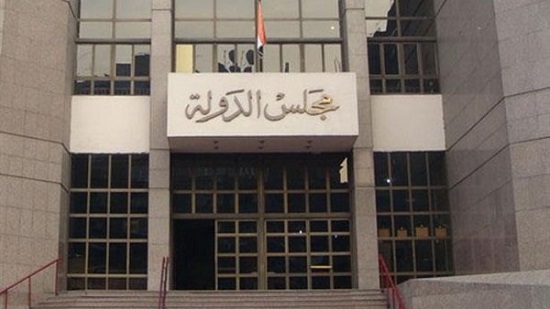 حكم نهائي بحظر ارتداء النقاب على عضوات هيئة التدريس بجامعة القاهرة