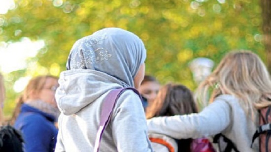 حجاب الاطفال يعود الى بؤرة اهتمام الحكومة النمساوية ومخاوف من تغيير القيم الاوروبية 
