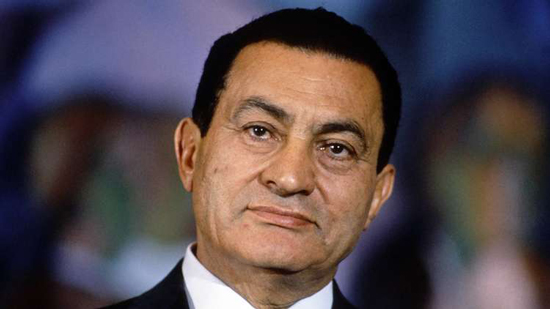  محمد حسني مبارك .. وضع خطة ناجحة للطيران المصري في حرب 73 جعلته يدمر طائرات إسرائيل المتقدمة .. وكان أطول الحكام حكما 