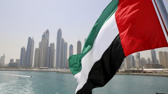 الإمارات: إنقاذ طاقم باخرة نفط بنمية تعرضت لحريق في عرض الخليج
