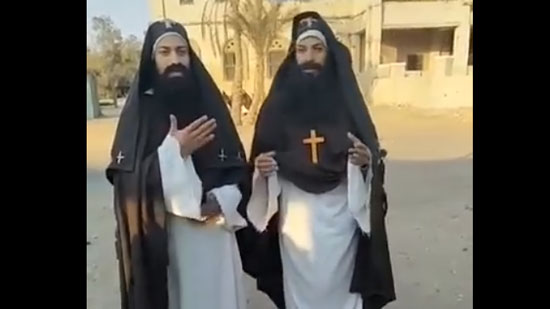 بالفيديو : اعتذار شابين كومبارس عن فيديو وصف بالسخرية للرهبان