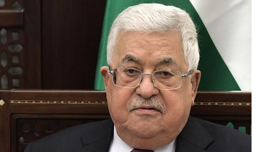 خلال اجتماع الحكومة الفلسطينية .. عباس سيعلن رفض خطة ترامب أمام مجلس الأمن
