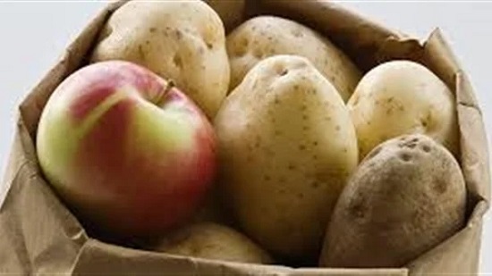 بالتفاح والبطاطس.. ماسك فعال لعلاج التجاعيد.. اكتشفيه