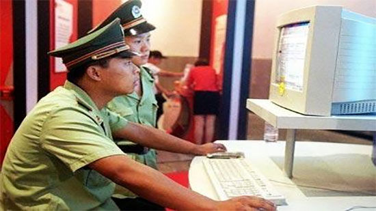 صحيفة اسبانية : رقابة على الانترنت في الصين بعد غضب الشعب من 