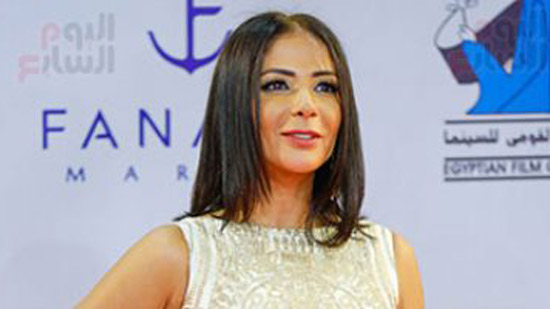 منى زكى تبدأ تصوير مسلسلها الجديد مع المخرج تامر محسن
