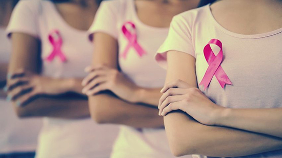 علامات مشهورة فى النساء الأكثر عرضة للإصابة بسرطان الثدى
