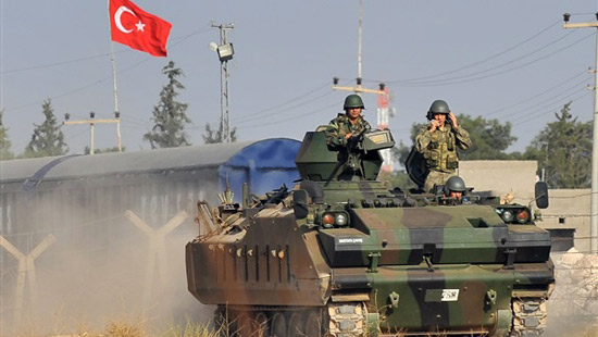 جيش الاحتلال التركي يشن عمليات عسكرية واسعة ضد الجيش السوري 
