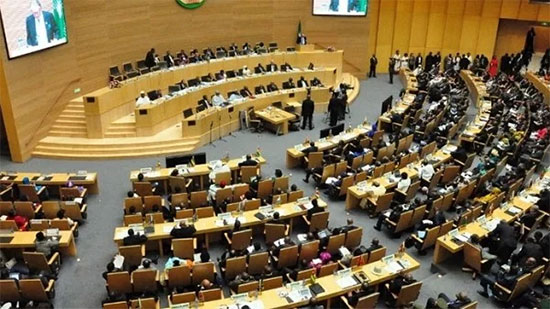البرلمان الأفريقى يشيد بإنجازات السيسى لصالح القارة السمراء 