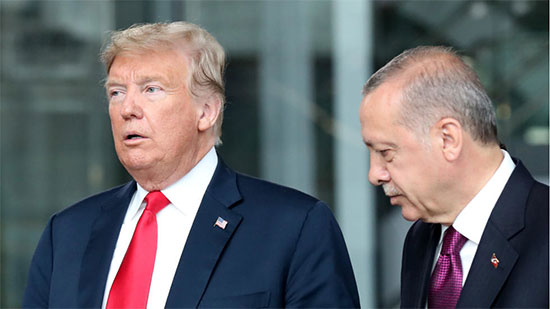 أردوغان وترامب يتبادلان وجهات النظر في أزمة 
